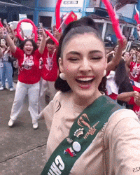 Miss Earth GIF