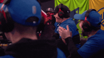 mavs gaming clapping GIF by NBA 2K League