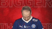 Look Up Holstein Kiel GIF by Bundesliga