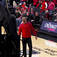 Pump Up Basketball GIF by Cincinnati Bearcats
