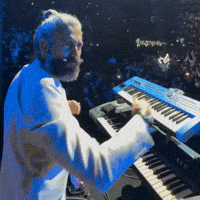 Showtime Concert GIF