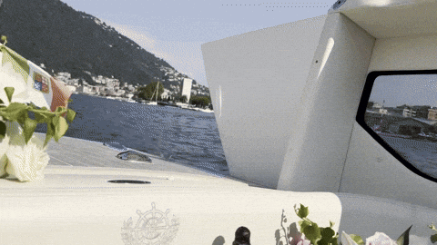 comoyachting giphyupload Como comoyachting comoboat GIF