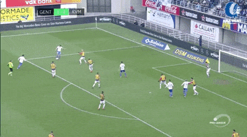 Roman Yaremchuk Football GIF by KAA Gent