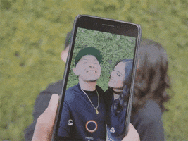 p_lo love couple phone camera GIF