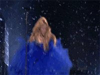 antes de las seis shakira GIF