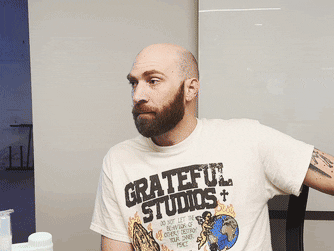 Reaction Gif Smh GIF by 2TON Agency