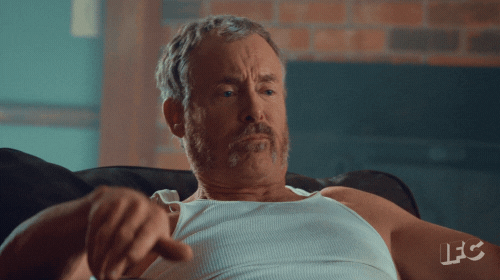giphy.gif giphy.gif