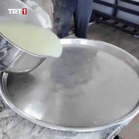 Dinner Eat GIF by TRT