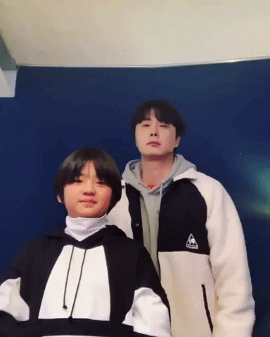insight_yj giphygifmaker GIF