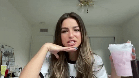 FebreTeen giphygifmaker beauty smiling sorrindo GIF