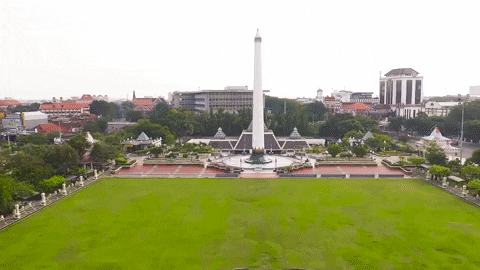 jakadarmawan giphygifmaker tugu pahlawan GIF
