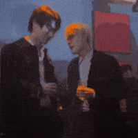Fashion Win GIF