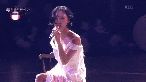 화사와 박정민 By 영희진 GIF