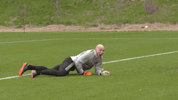 happy brad guzan GIF by Atlanta United