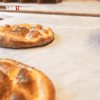 Dinner Eat GIF by TRT