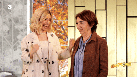 Michelle Entusiasmo GIF by Tv8it