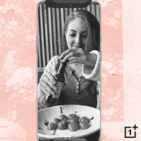 Valentines Day Kiss GIF by OnePlus