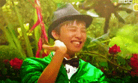 come to play g dragon GIF