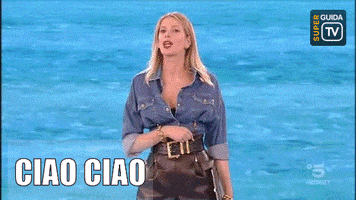isola dei famosi ciao GIF by SuperGuidaTv