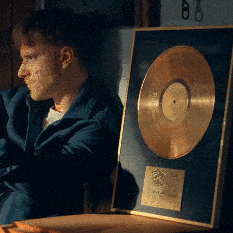 Fan Revenge GIF by NETFLIX