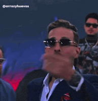 Moda Mani GIF