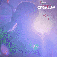 Pretty Little Liars Queen GIF by Max