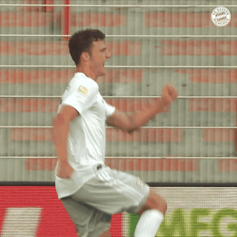 Happy Benjamin Pavard GIF by FC Bayern Munich