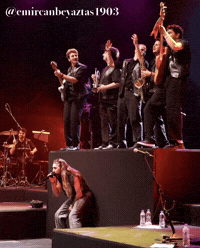 Konser GIF