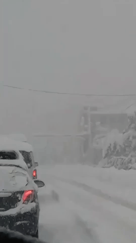 Heavy Snow Leaves Drivers Stranded in Japan