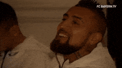 happy arturo vidal GIF by FC Bayern Munich