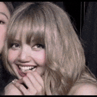 Lisa GIF
