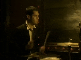 She Will Be Loved GIF by Maroon 5