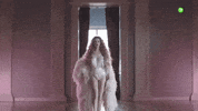eleni foureira walk GIF by Mediaset España