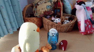 Piyo is trying to eat squidγγ΄γγγ€γ«γγγι£γΉγγγ¨γγ¦γγ