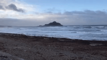 Storm Francis Bring Rough Seas and High Winds to Cornwall