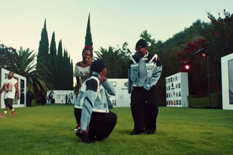 HotGirlJay99 hit boy start dissin GIF