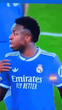 Benfica Vinicius Jr GIF