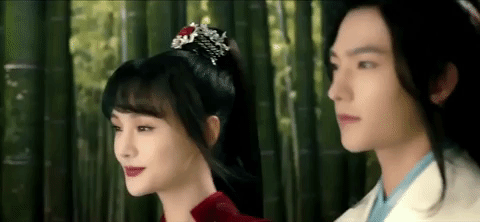 happy wei wei yi xiao hen qing cheng GIF