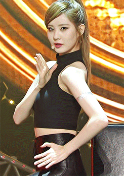 seohyun GIF