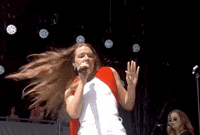 bbcglastonbury glastonbury glastonbury2019 bbc glasto maggie rogers GIF