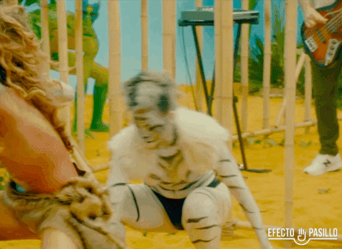 happy efecto pasillo GIF