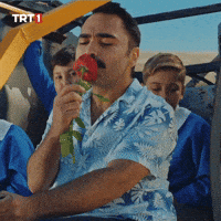 Rose Love GIF by TRT