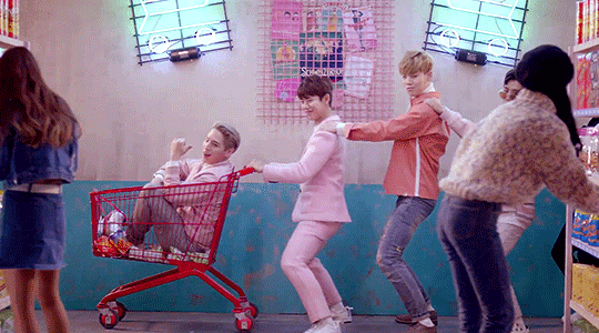 jojobug18 giphyupload GIF