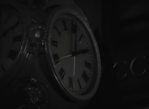 Clock ringing 2 o'clock am