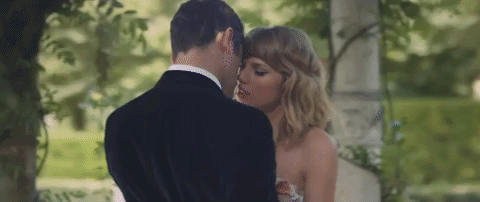 giphydvr taylor swift giphyoliviablankspace GIF