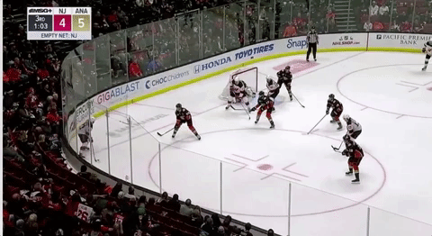 marcus johansson devils GIF