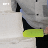 Birthday Eat GIF by TRT