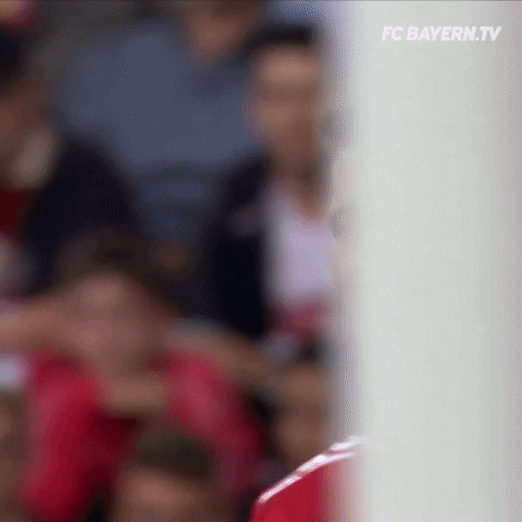 scratching robert lewandowski GIF by FC Bayern Munich