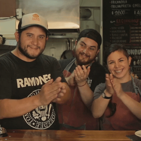 pepo fuentepenquista GIF by Agencia Valiente