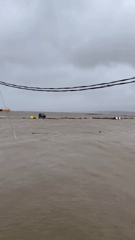 Residents Seek Shelter as Floods Ravage Western Alaska